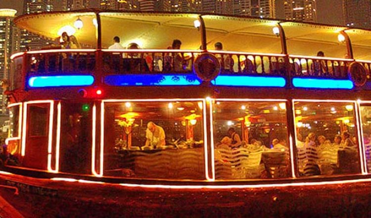 Dhow cruise dinner Dubai