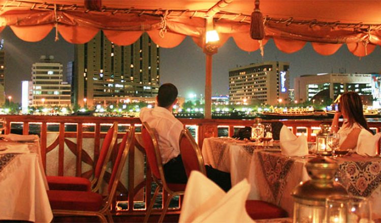 Dhow cruise dinner