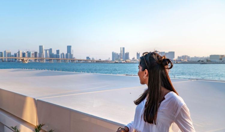 Tourist at Abu Dhabi Corniche